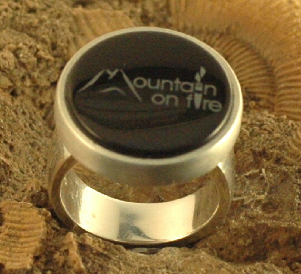 Onyx Silber Ring  Mountain on fire